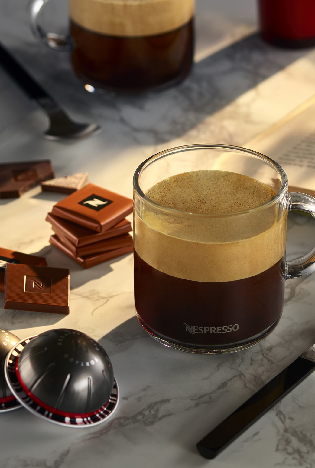 Brezkofeinska kava v skodelici
